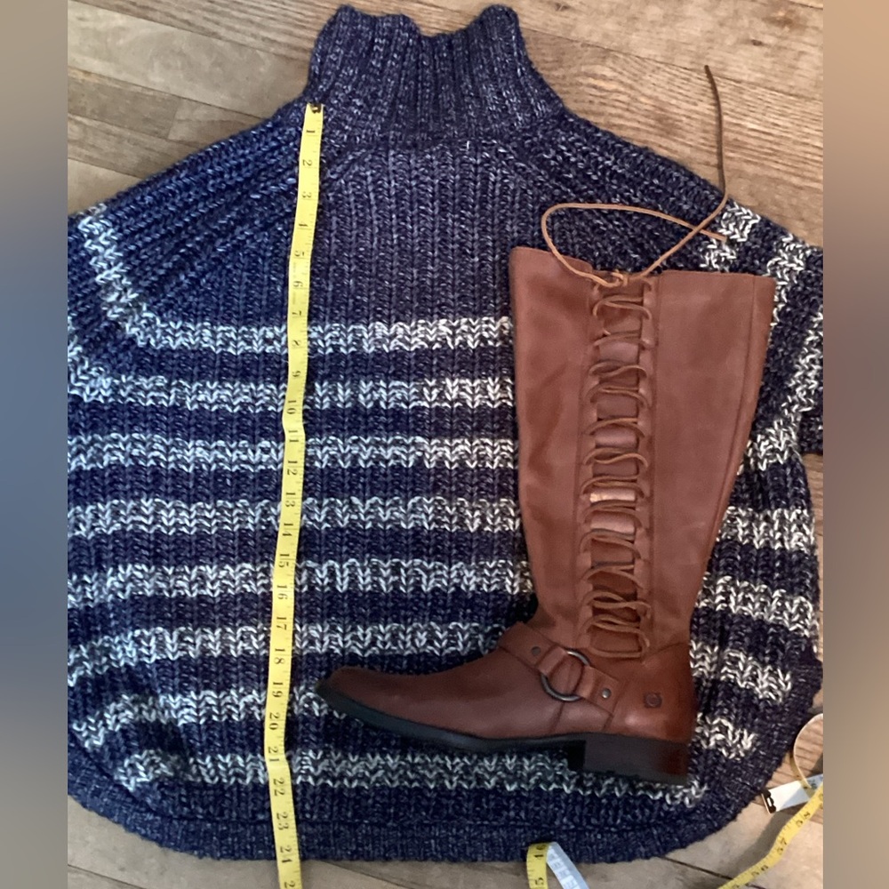 EUC  Victoria’s Secret SWEATER 3/4 sleeve Mock NECK Sz M/ LG